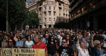 Greve geral paralisa a Grécia contra projeto que amplia jornada diária de trabalho para 13 horas