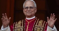 Após anúncio de Leão XIV como novo Papa, foto inédita de Robert Prevost tomando cerveja no Brasil viraliza na web. Veja!