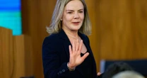 Gleisi defende permanência de Lupi no governo, mas diz que se houver algo no futuro será afastado
