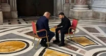 Trump critica Zelensky antes de encontro em Washington: 'Se ele quiser, pode encerrar a guerra'