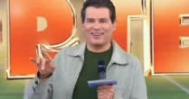 Celso Portiolli fala sobre falta de dinheiro no SBT e ataca críticos: 'cambada de arrom***'