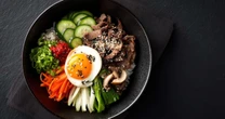 O que é bibimbap? Prato coreano é desafio no 2º episódio do MasterChef 2026