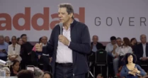 Haddad oficializa candidatura a governador de SP com críticas a Tarcísio, defesa de urnas e presença de Lula