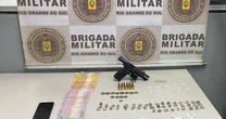 Operação em Porto Alegre: polícia encontra drogas e arma em abordagem no bairro Cascata