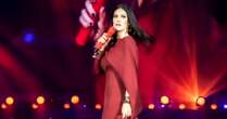 Show épico: Laura Pausini celebra a virada do ano em grande estilo