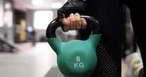 Kettlebell ganha espaço em treinos funcionais