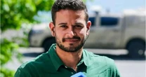 Repórter da Record se apavora com palavrão ao vivo: 'Pelo amor de Deus'