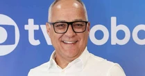 Acusado de proteger Manuela Dias, Amauri Soares, o todo-poderoso da Globo, ganha apelido inusitado e proibidão nos bastidores da emissora