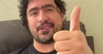 Influenciador Pirula reaparece em vídeo e fala pela 1ª vez após AVC; veja