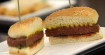 Comissão Europeia proíbe o uso do termo 'carne vegetariana'