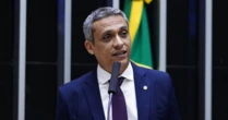 Deputado do PL critica post de presidente do partido: 'Que nota imbecil'