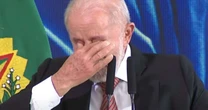 Lula cita tratamento privilegiado de câncer e relata desespero de moradora: 'Vim te abraçar porque vou morrer'