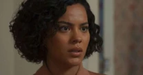 Bella Campos chora ao recordar de críticas e desafios em 'Vale Tudo'