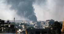 Novo ciclo de negociações entre Israel e Hamas deve iniciar neste domingo no Catar