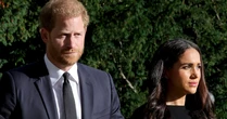 'Extremamente insensível': Meghan Markle irrita Príncipe Harry ao gravar vídeo no local do acidente que matou sua mãe, Princesa Diana