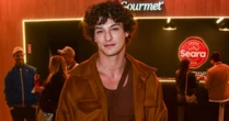 Pedro Waddington, o Tiago de Vale Tudo, diz que recebe mensagens picantes nas redes: 'Mandam muito'