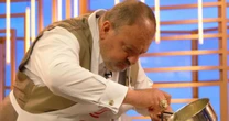 Adeus macarrão com molho de tomate: aprendi com Érick Jacquin um espaguete irresistível com brócolis e molho de ervilha - e o prato fica um verdadeiro 'MasterChef'!