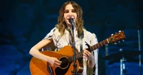 PJ Harvey lança 'Voyager', música de temática espacial