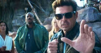 Johnny Cage enfrenta batalha sangrenta no trailer de 'Mortal Kombat 2'; assista