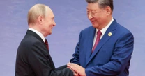 Em Pequim, Vladimir Putin e Xi Jinping reafirmam união diante das pressões ocidentais