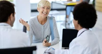Menopausa expõe desafios no cuidado íntimo feminino