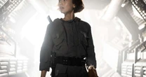"Alien: Earth" dá profundidade à série de filmes da franquia e tem premissa positiva