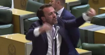 Deputado Lucas Bove grita com parlamentares mulheres na Alesp