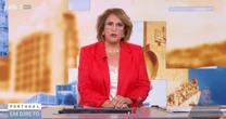 Apresentadora de telejornal é demitida após 47 anos na mesma emissora: "Um dia difícil"
