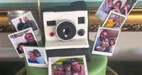 Flávio Bolsonaro lamenta não poder postar foto com o pai neste domingo