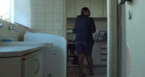 Filme 'Aqui Não Entra Luz' conta histórias de trabalhadoras domésticas; veja teaser