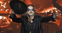 O cântico patriota que fez Black Crowes se desentender com fãs em show nos EUA
