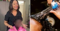 Professora paga para desmanchar cabelo crespo de aluna e profissional opina: 'Imposição'