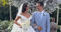 Casamento de Isis Valverde e Marcus Buaiz: Sophie Charlotte, Thaila Ayala, Renato Góes e mais famosos celebram união. Veja looks e fotos!