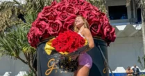 Admirador secreto? Virginia recebe buquê gigantesco de flores e revela quem enviou