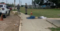 Corpo não identificado é encontrado com sinais de extrema violência em ponto de ônibus de Porto Alegre