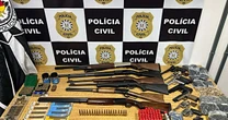 Medida protetiva contra violência doméstica resulta em apreensão de 14 armas de diferentes calibres e farta munição no RS