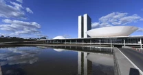 PL para distribuir médicos pelo país não avança
