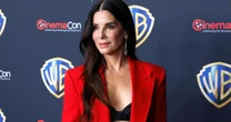 Sandra Bullock, hoje aos 61 anos: 'Não me privo de comer ou de me divertir. Sempre fui saudável, e isso não significa que sempre fui esquelética'