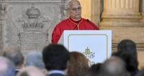 Papa pede fim das 'narrativas divisivas' em 1º dia de visita à Espanha