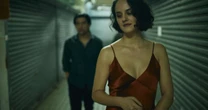 'Emmanuelle' ganha trailer com Naomi Watts e ator de 'The White Lotus'; assista
