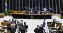 Pedidos de suspensão do decreto que aumenta IOF batem 20 e oposição quer acelerar votação na Câmara