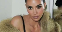 Kim Kardashian polemiza com sutiã extravagante: 'Isso é muito constrangedor'