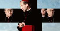 Onde assistir a Conclave, longa vencedor do Oscar com Ralph Fiennes?