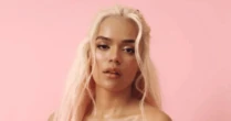 Karol G está bem incomodada com críticas ao seu novo single