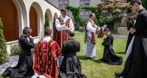 Tradicionalistas rechaçam apelo do Papa e mantêm ordenações