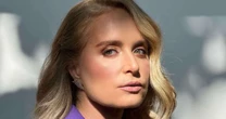 De look roxo, Angélica divide opiniões no 'Troféu Imprensa': 'Nossa'