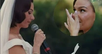 'Muitas vezes duvidei': Isis Valverde se emociona e chora durante votos de casamento com Marcus Buaiz. Veja vídeo!