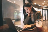 部下が業務時間中に「他社の求人情報」を閲覧していた……これって注意できますか？　弁護士が解説