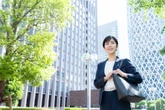 女性が活躍する企業ランキング　3位「全日本空輸」、2位「日本航空」、1位は？