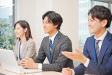 35歳以上が転職を考えるきっかけ　「待遇が悪い」「会社の将来性に不安」を超えた1位は？
